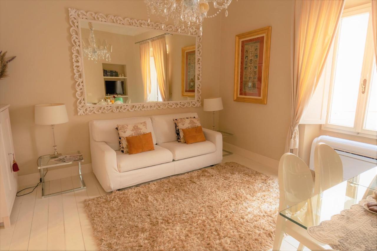 White Florence Suite المظهر الخارجي الصورة